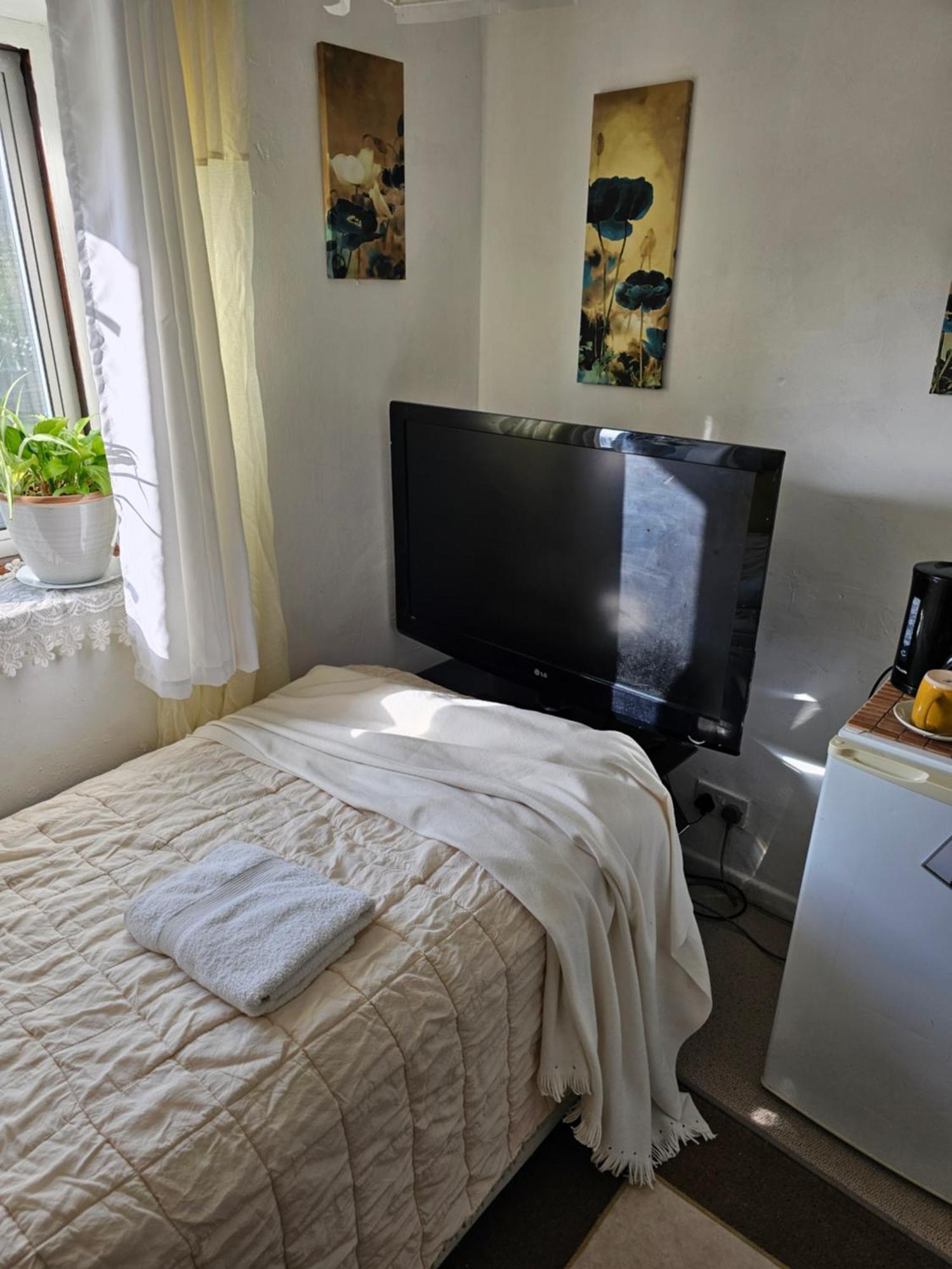 Cuisinease Apartment Ollerton Ngoại thất bức ảnh